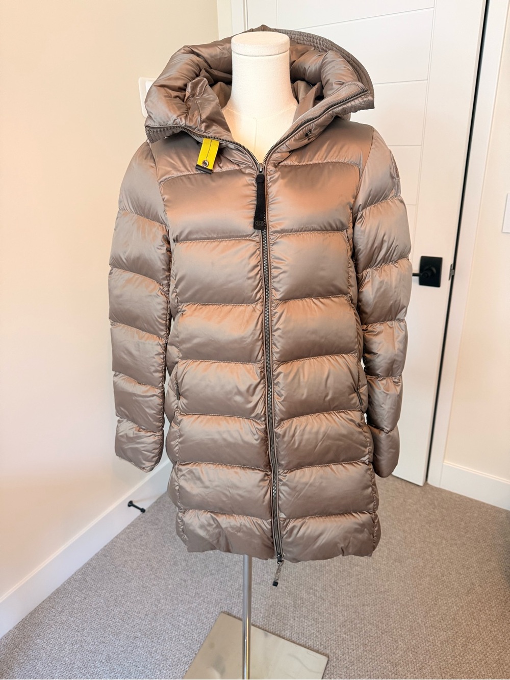 Parajumpers Puffer Hooded Longline Coat in Taupe - Picture 2 of 15